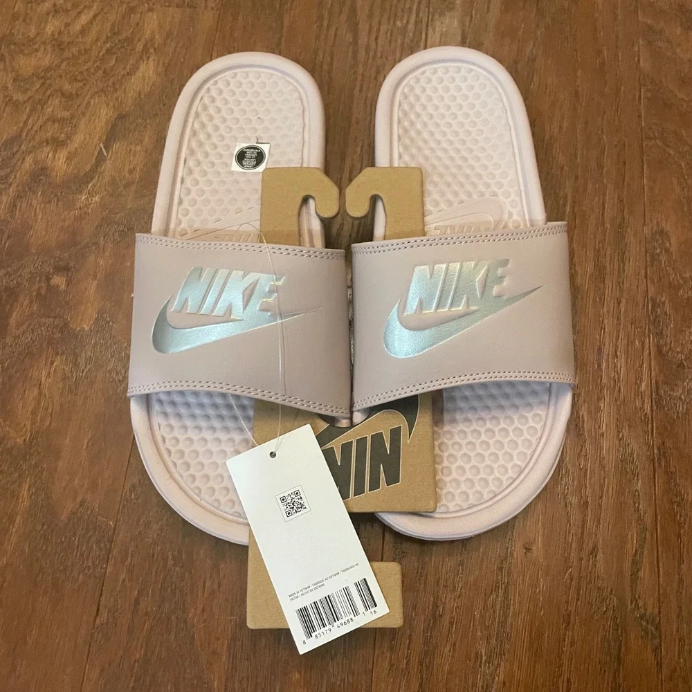 Nike Benassi JDI Slides Women Particle Rose Metallic Silver 343881-614 Size 6